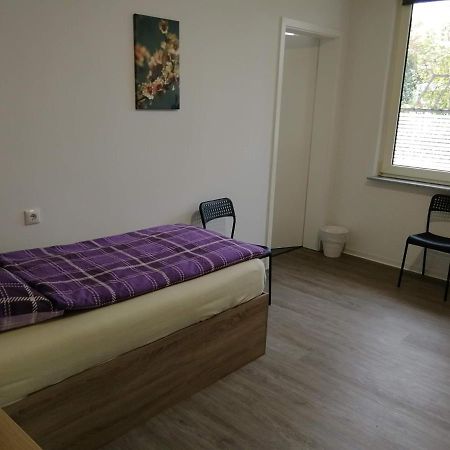 Haupthaus Moeblierte Zimmer Mit Eigenem Bad Uelzen Exterior foto